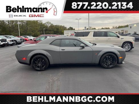 Used 2023 Dodge Challenger R/T Scat Pack image 1