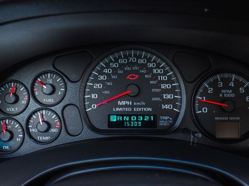 Used 2001 Chevrolet Monte Carlo SS w/ Preferred Equipment Group FWD image 7