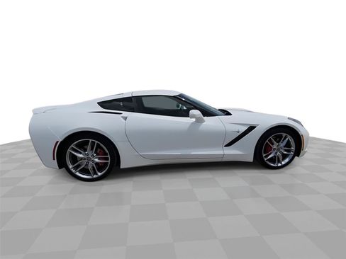 Used 2018 Chevrolet Corvette Stingray Coupe w/ 2LT Preferred Equipment Group RWD image 9