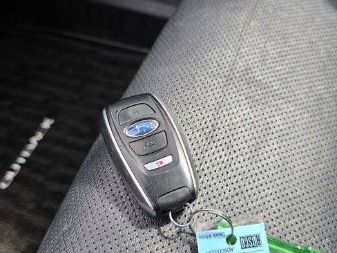 Used 2023 Subaru Outback Limited AWD/4WD image 33