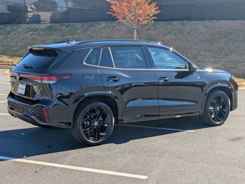 New 2026 Volkswagen Tiguan SE R-Line image 4