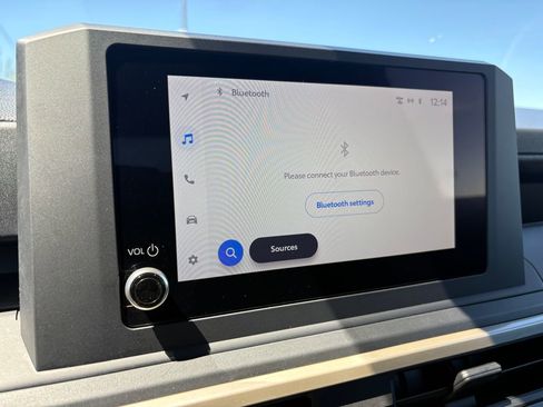 Used 2024 Toyota Tacoma SR AWD/4WD image 25