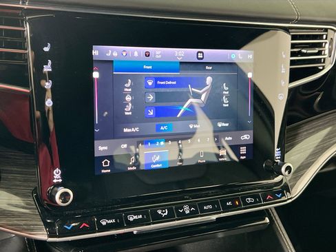 Used 2022 Jeep Wagoneer Series II image 16