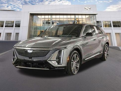 Used 2026 Cadillac Lyriq Premium Luxury RWD image 1