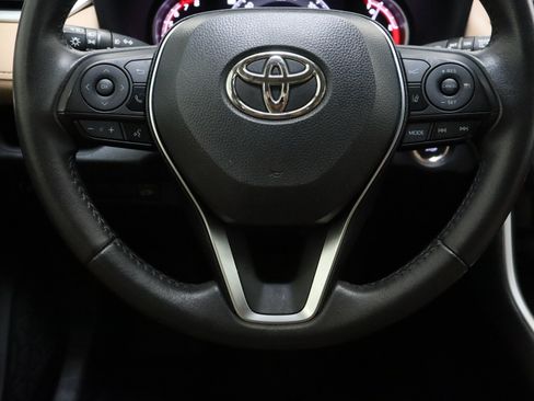 Used 2024 Toyota RAV4 XLE Premium FWD image 24