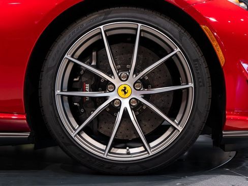 Certified 2022 Ferrari 812 GTS image 16
