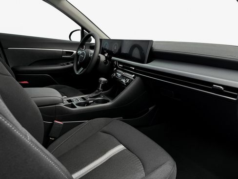 New 2025 Hyundai Sonata SE FWD image 15