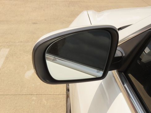 Used 2020 Maserati Ghibli RWD image 16