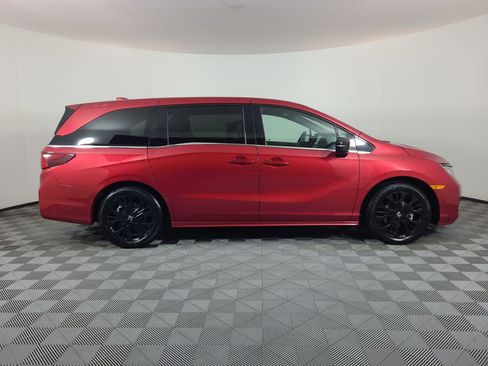 Used 2025 Honda Odyssey Sport-L image 2