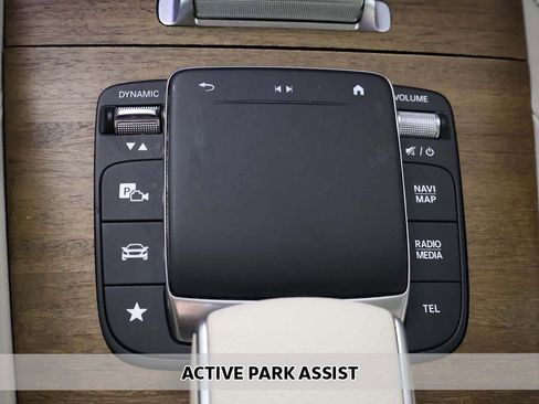 Used 2022 Mercedes-Benz GLE 450 4MATIC w/ Premium Package image 6