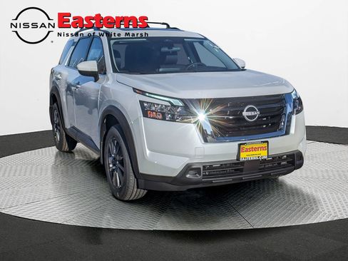 New 2025 Nissan Pathfinder SV w/ SV Premium Package image 5