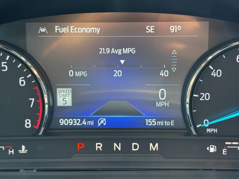 Used 2021 Ford Explorer XLT w/ Equipment Group 202A AWD/4WD image 19