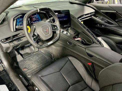 New 2025 Chevrolet Corvette E-Ray image 24