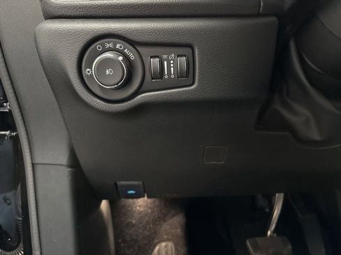New 2026 Chrysler Pacifica Limited w/ S Appearance Package FWD image 26