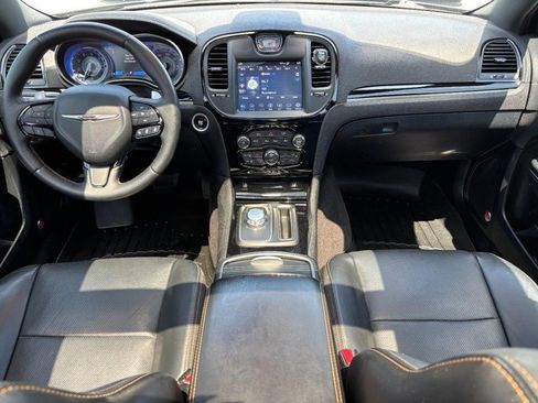 Used 2018 Chrysler 300 S w/ 300S Premium Group AWD/4WD image 13