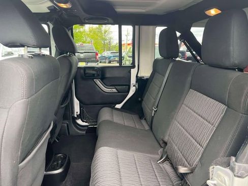 Used 2012 Jeep Wrangler Unlimited Sport AWD/4WD image 26