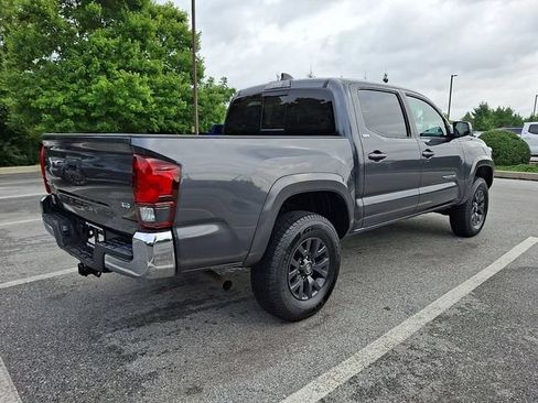 Certified 2023 Toyota Tacoma SR5 AWD/4WD image 6