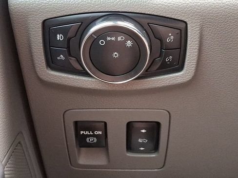 Used 2017 Ford F150 XLT w/ Equipment Group 302A Luxury AWD/4WD image 25