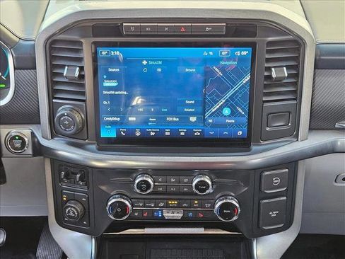 Used 2022 Ford F150 Limited image 13