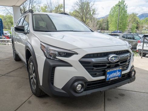 Used 2025 Subaru Outback Premium w/ Popular Package #1 image 6