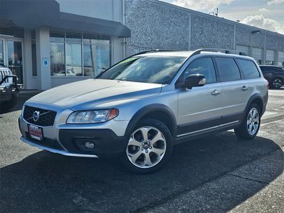 Used 2016 Volvo XC70 T5 Premier w/ Proximity Package