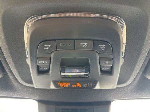 Certified 2025 Toyota Corolla SE image 14