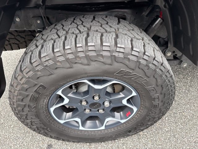 Used 2023 Jeep Gladiator Rubicon w/ Cold Weather Group AWD/4WD image 25