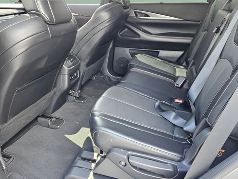 Used 2022 INFINITI QX60 Luxe w/ Cargo Package FWD image 10