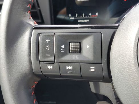 Used 2025 Nissan Kicks SR FWD image 20