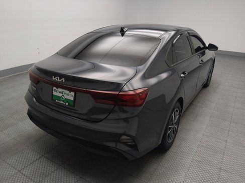 Used 2023 Kia Forte LXS FWD image 9