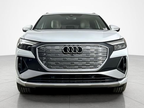 Used 2023 Audi Q4 e-tron Premium Plus w/ Premium Plus image 8