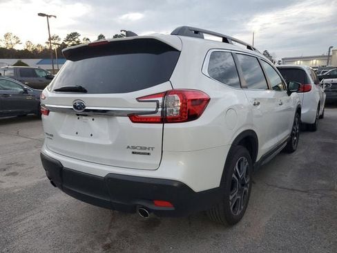 Used 2025 Subaru Ascent Touring w/ Popular Package #2 image 9