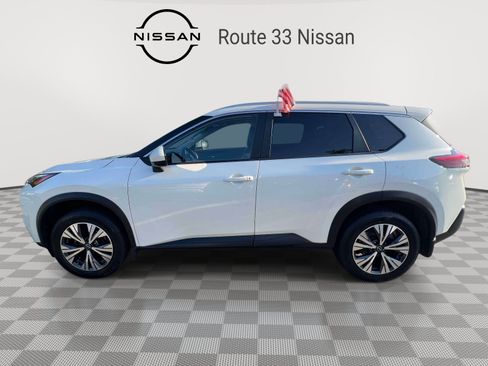 Used 2023 Nissan Rogue SV w/ SV Premium B Package AWD/4WD image 5