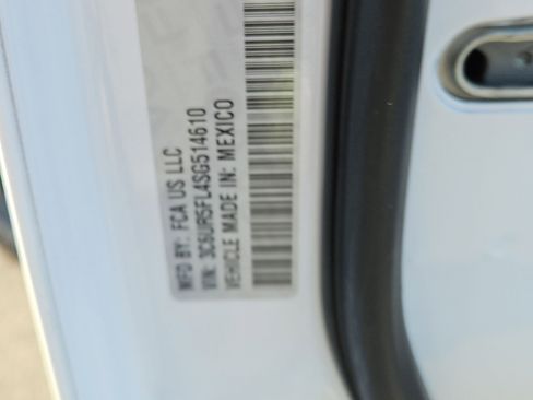 Used 2025 RAM 2500 Laramie image 36