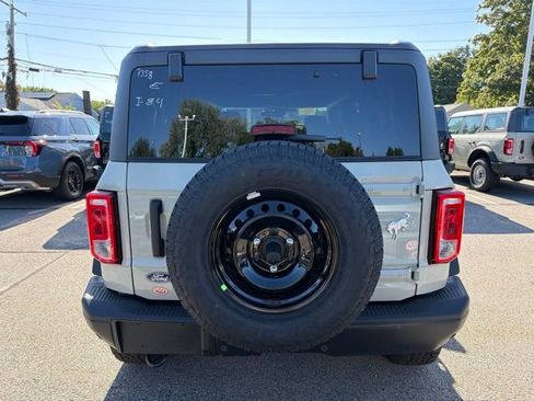 New 2026 Ford Bronco Big Bend w/ Black Diamond Package AWD/4WD image 4