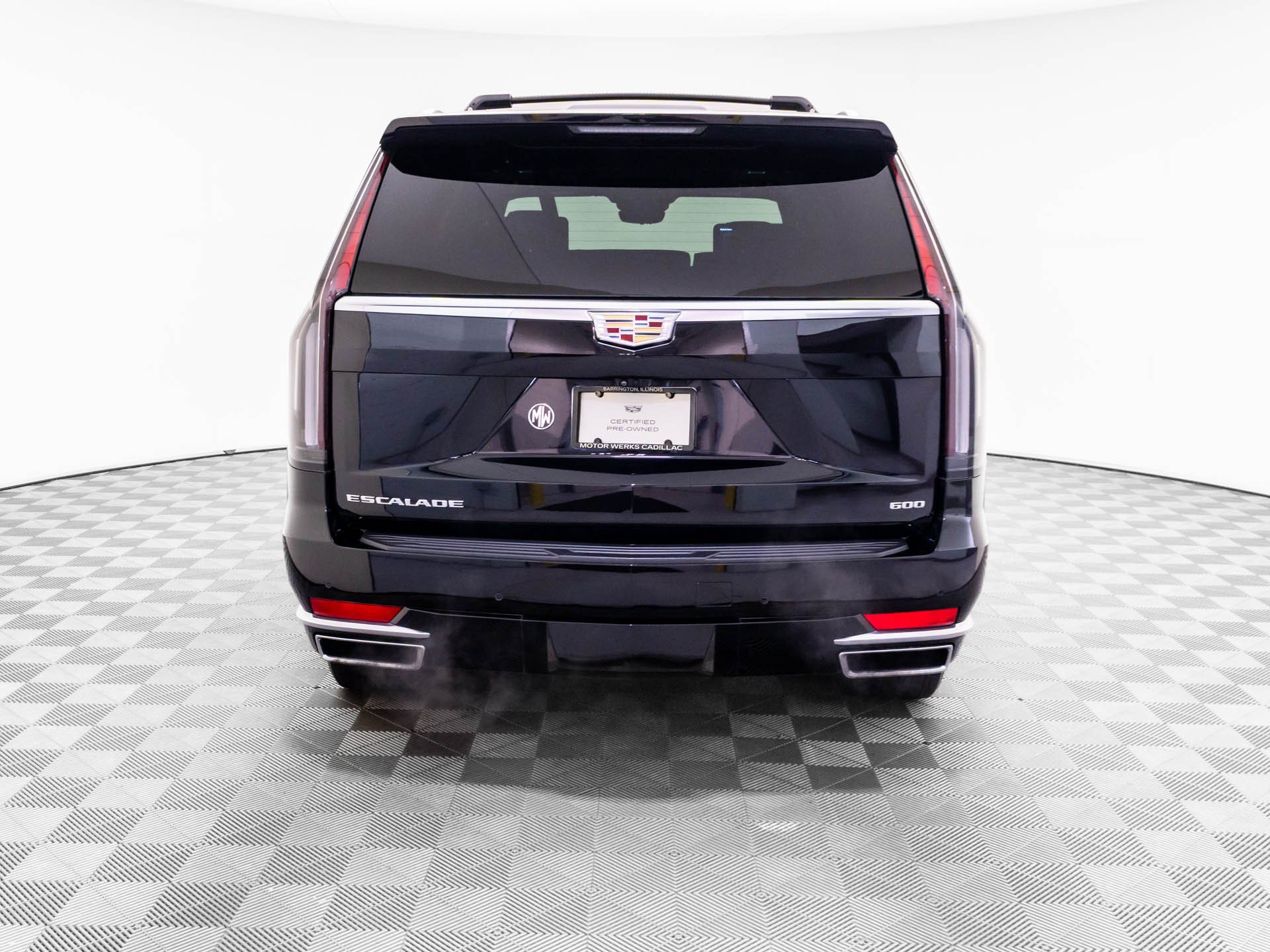 Used 2024 Cadillac Escalade Premium Luxury Platinum w/ LPO, Floor Liner Package AWD/4WD image 4