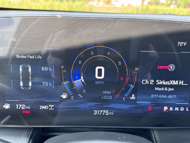 Used 2025 Chevrolet Equinox LT AWD/4WD image 16