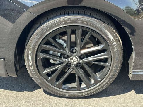 Used 2025 Toyota Camry SE FWD image 27