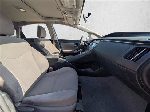 Used 2014 Toyota Prius Three image 22