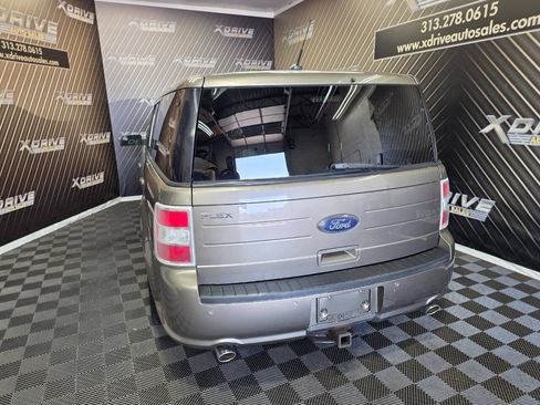 Used 2014 Ford Flex SE FWD image 12