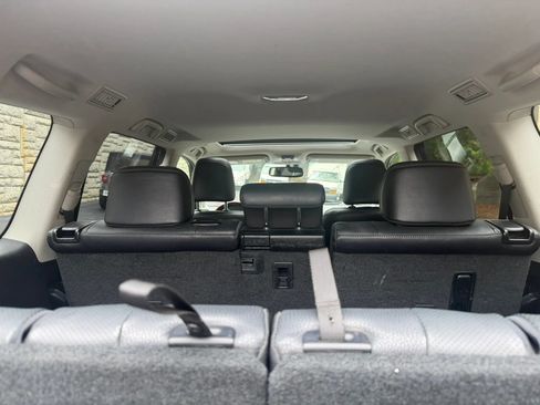 Used 2016 Lexus GX 460 w/ Premium Package AWD/4WD image 37