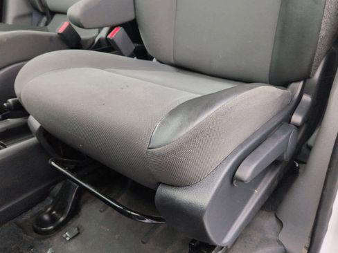 Used 2017 Nissan NV200 S w/ Back Door Glass Package image 18