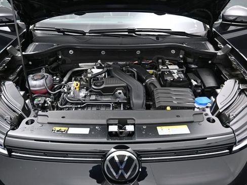 New 2026 Volkswagen Taos SE AWD/4WD image 15