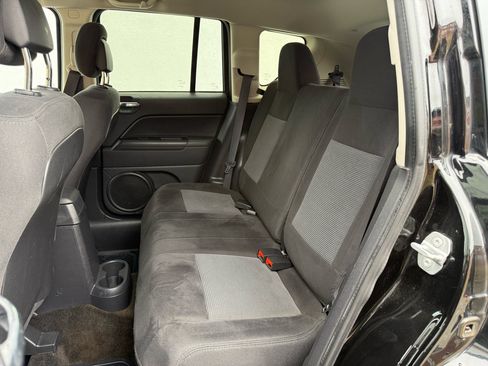 Used 2016 Jeep Compass Sport w/ Power Value Group image 3