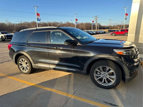 Used 2020 Ford Explorer Limited image 5