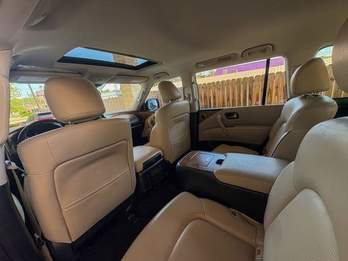 Used 2022 Nissan Armada SL w/ Captain's Chairs Package AWD/4WD image 26