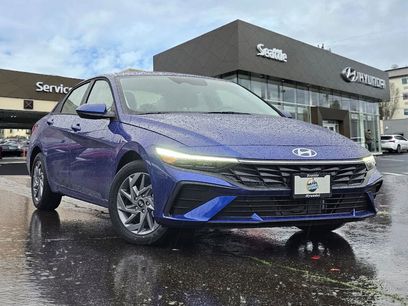 New 2026 Hyundai Elantra Blue