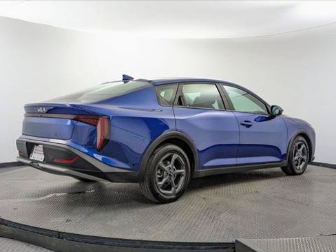 Used 2025 Kia K4 FWD image 8