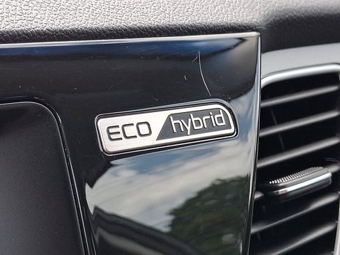 Used 2019 Kia Niro FE FWD image 30
