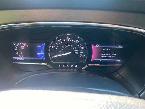 Used 2016 Lincoln Navigator Select RWD image 16